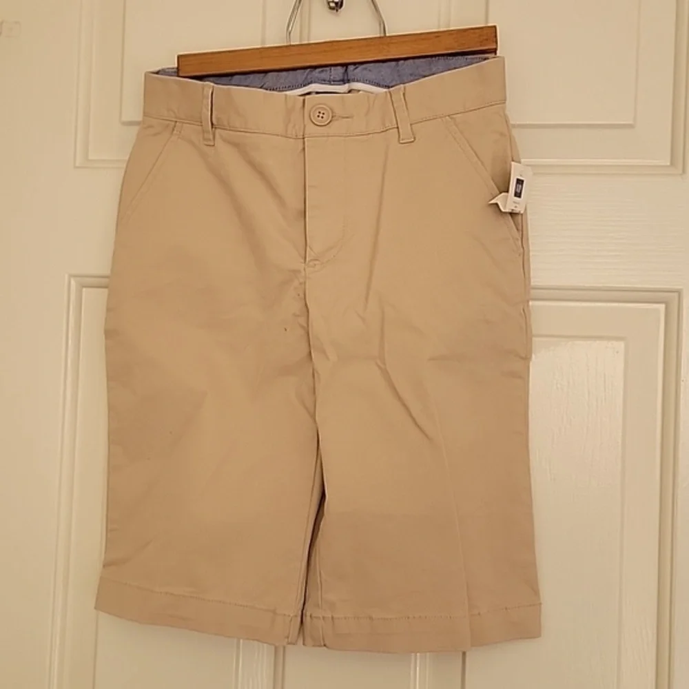 NWT GAPKids Uniform Classic Dressy Khaki Shorts Size 16 Slim